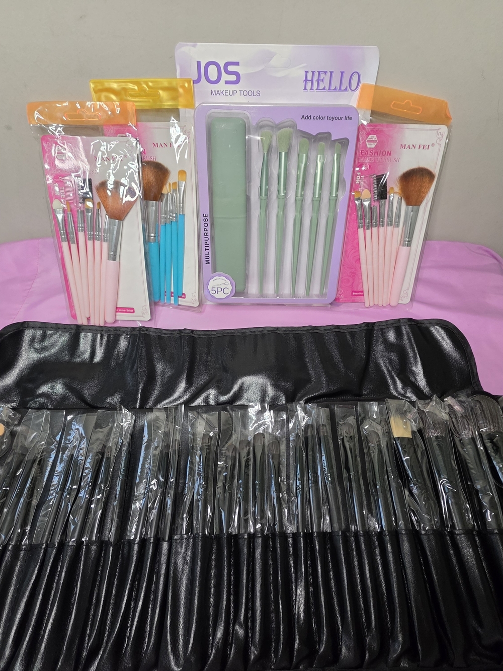 Hello Green Makeup Brush Set - 5PC
